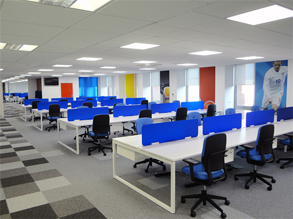 上海運動風(fēng)辦公室裝修